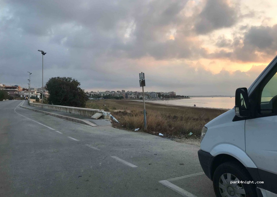 (97016) Pozzallo - 771 Largo Vespri Siciliani — foto 2
