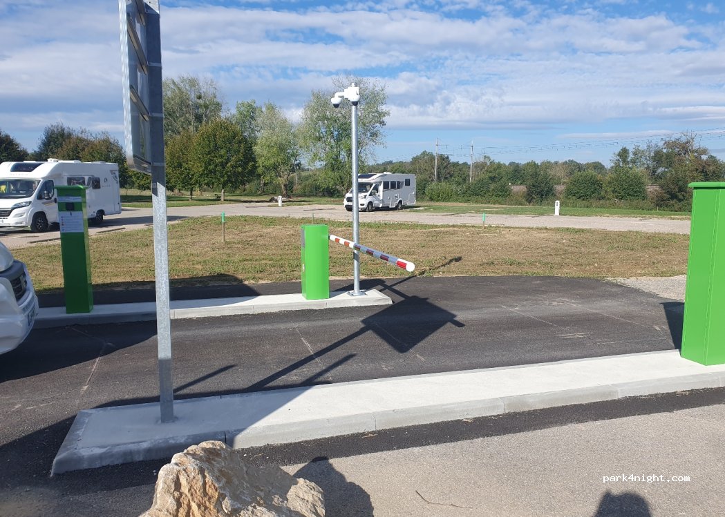 (01660) Mézériat - 481 Route de Vonnas — foto 3