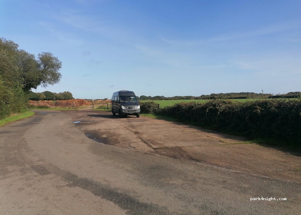 (BH23 8EB) Bransgore - Forest Road — foto