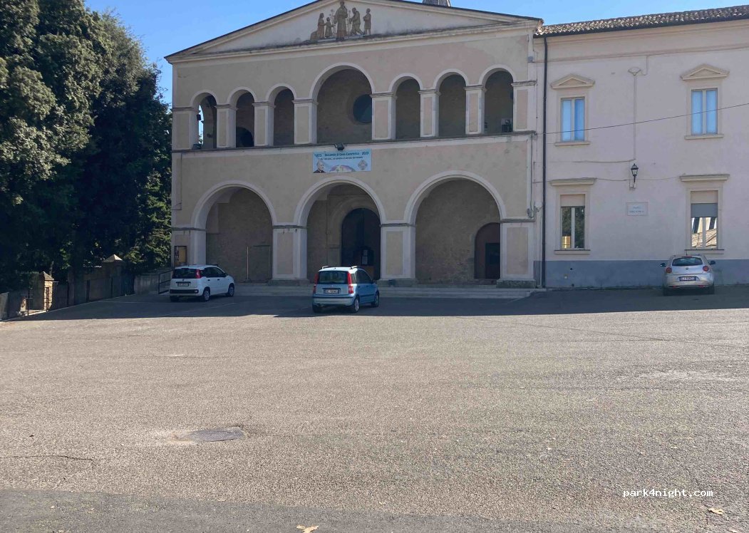 (75019) Tricarico - 11 Via de Martino — foto