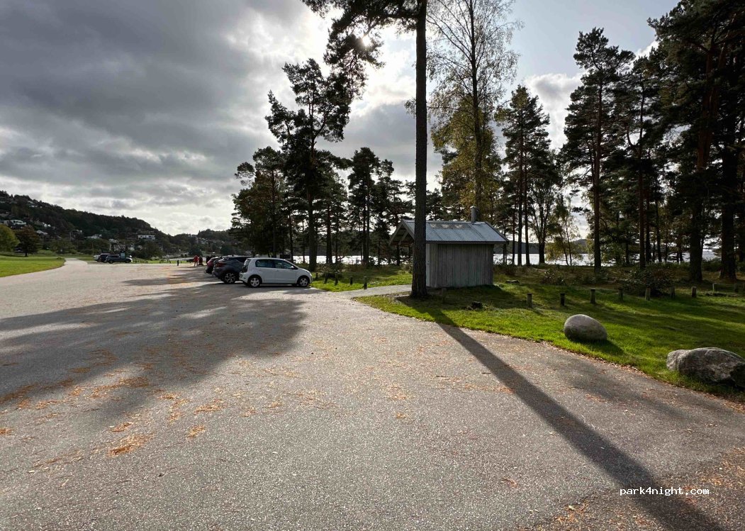 (4656) Kristiansand - 23 Hamresandveien — foto