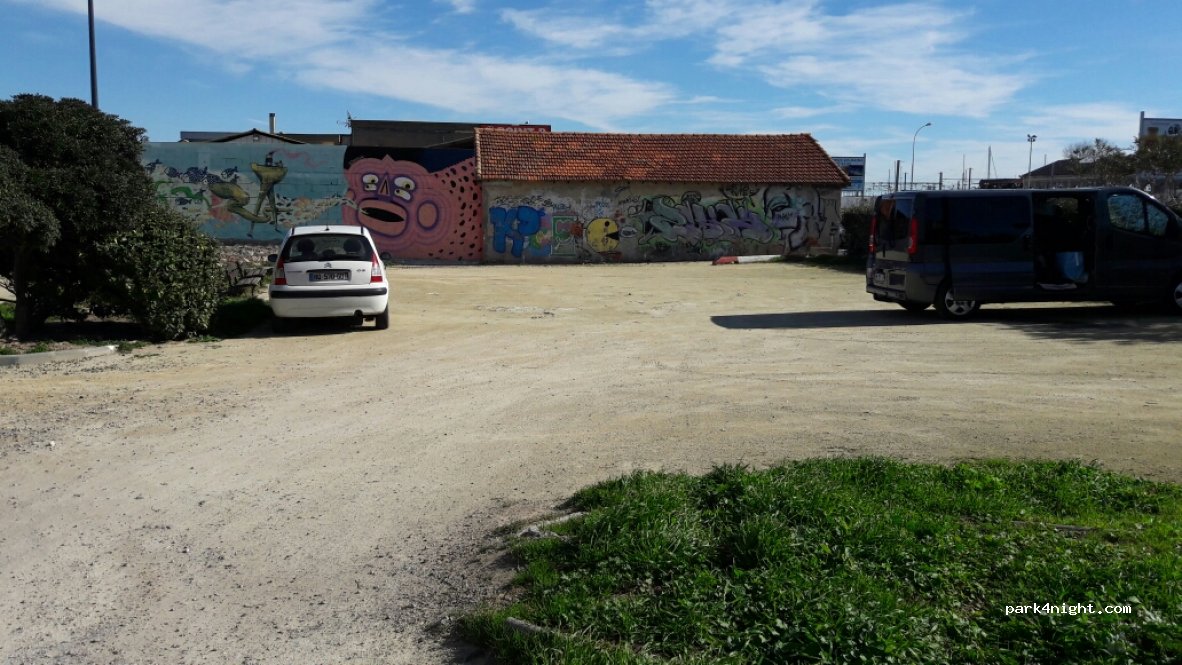 (34200) Sète - 14 Allée du Jeu de Boules — foto