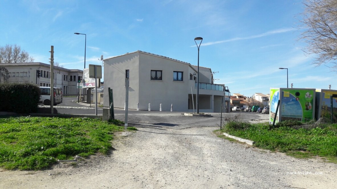 (34200) Sète - 14 Allée du Jeu de Boules — foto 3