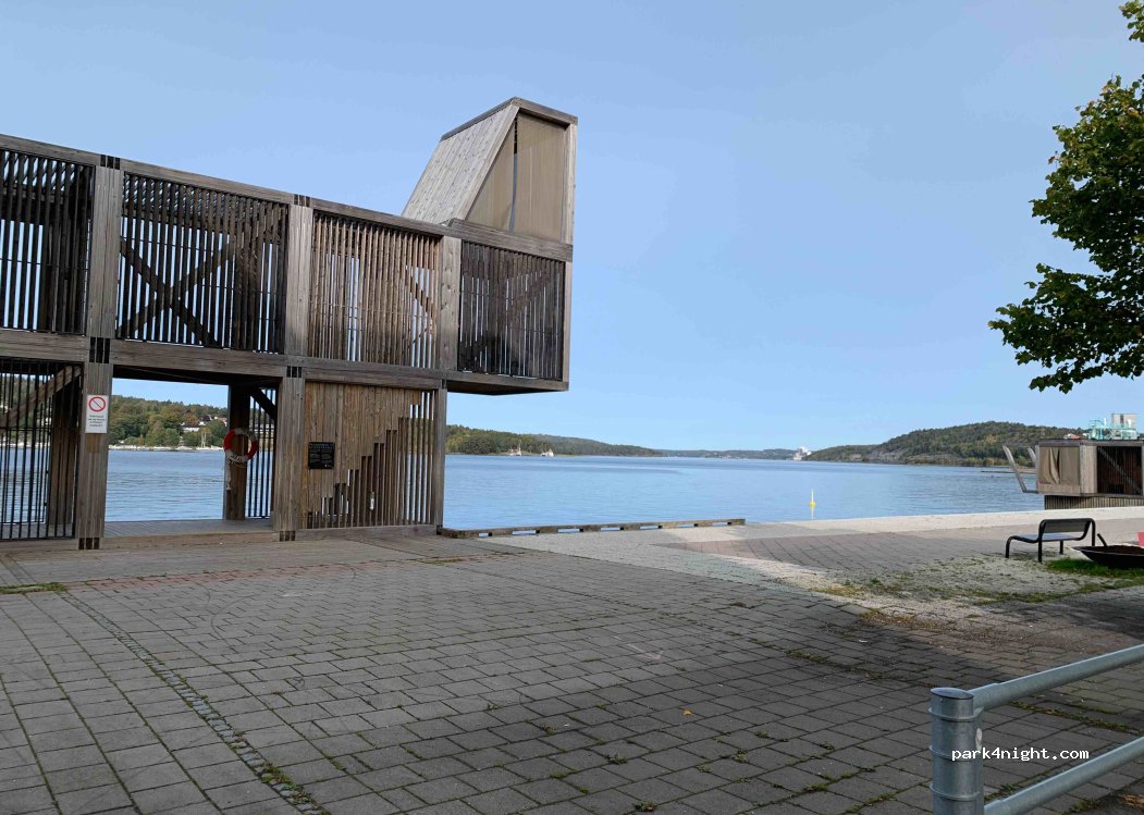 (1531) Moss - 2 Fleischers gate — foto