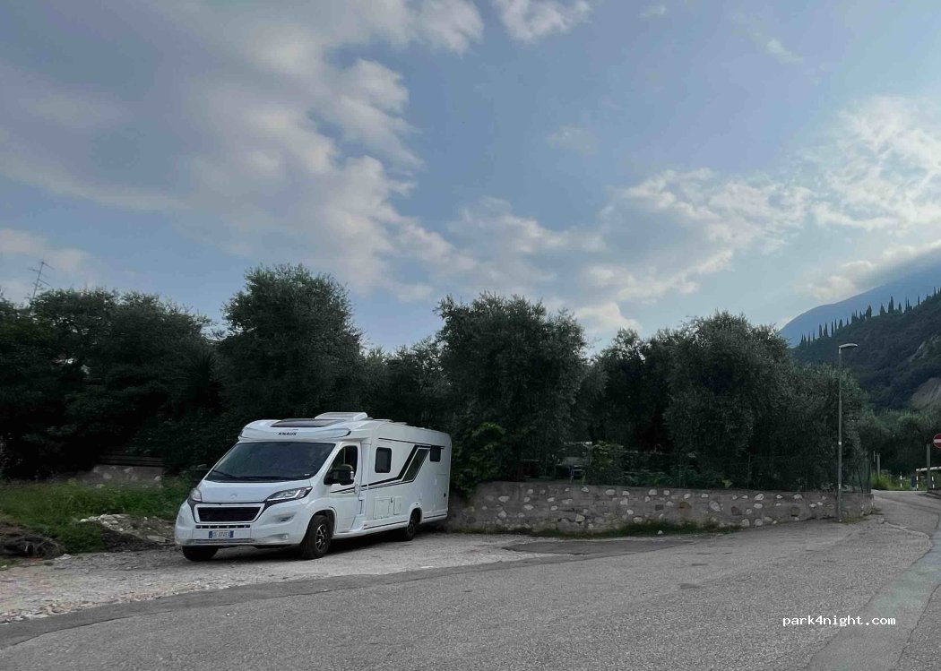 (37018) Malcesine - 54 Via Navene Vecchia — foto 3