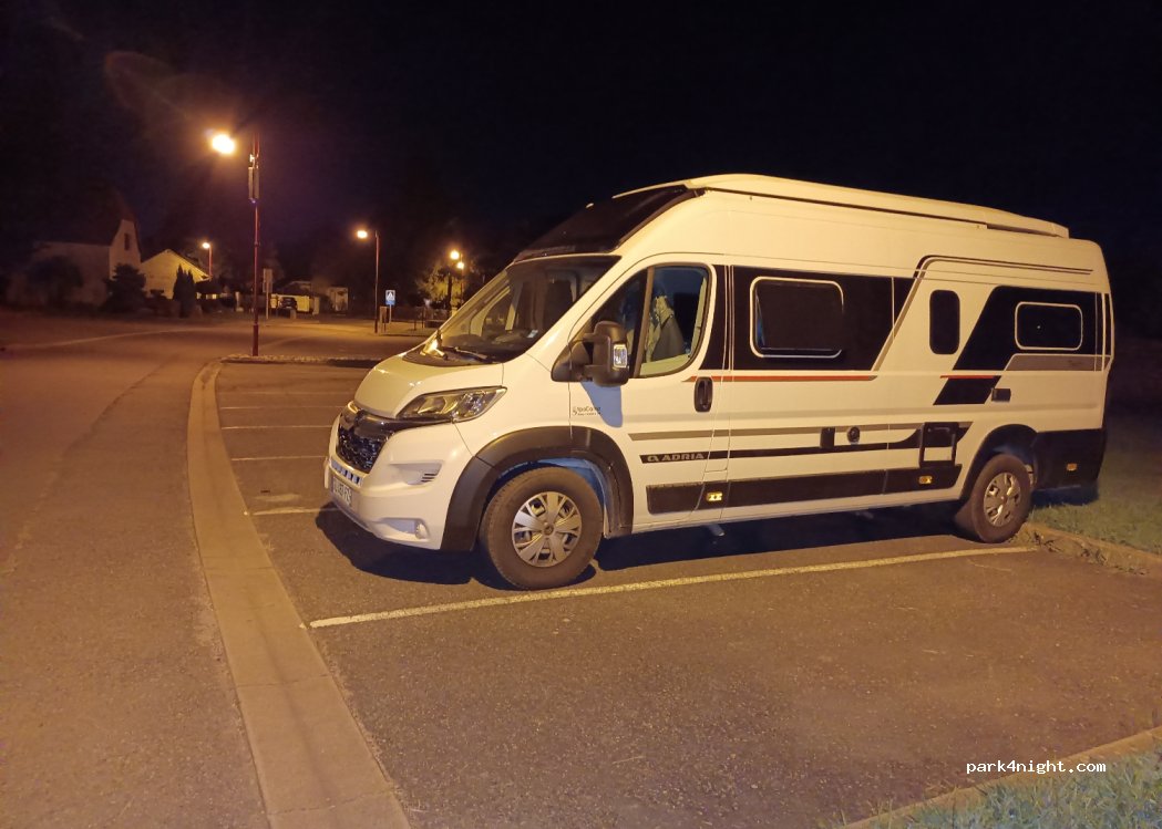 (64230) Poey-de-Lescar - 43 Rue Principale — foto