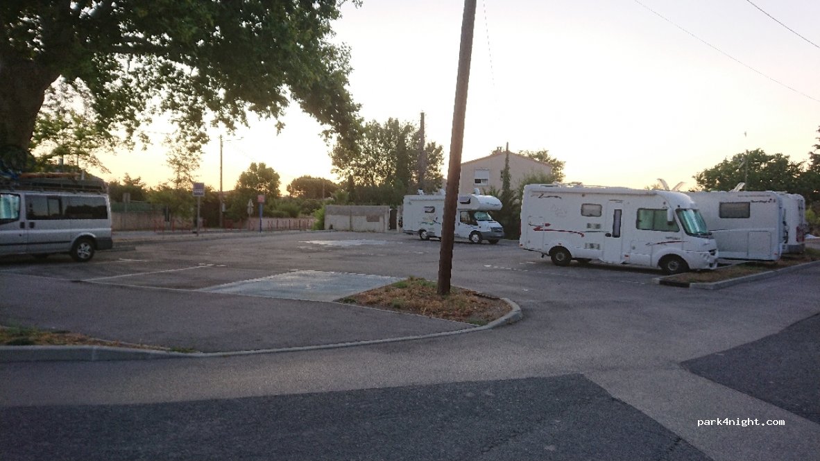 (34560) Poussan - 34 Avenue de la Gare — foto 3