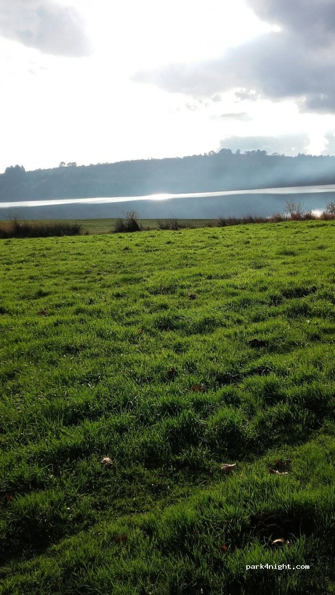 (29450) Commana - Plan d'Eau du Drennec — foto 3