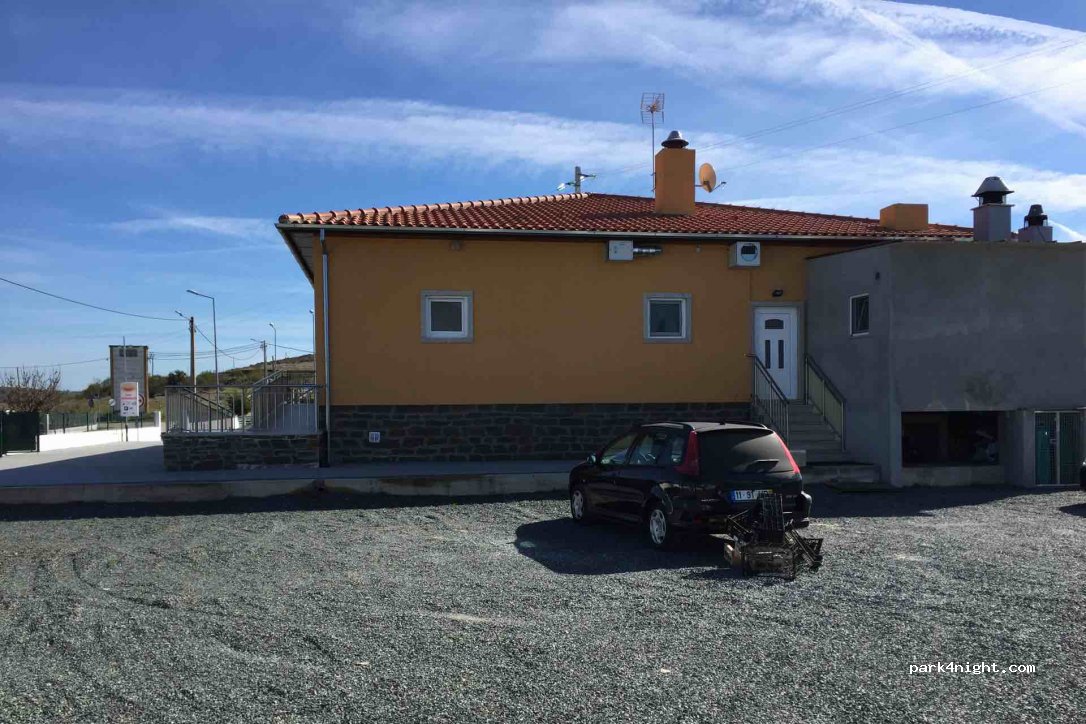 (5300) Bragança - 427 Rua das Quintas da Seara — foto