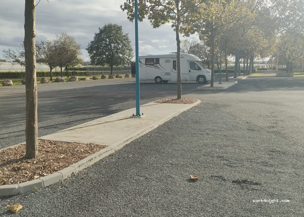 (47320) Bourran - 3 D205 — foto 3