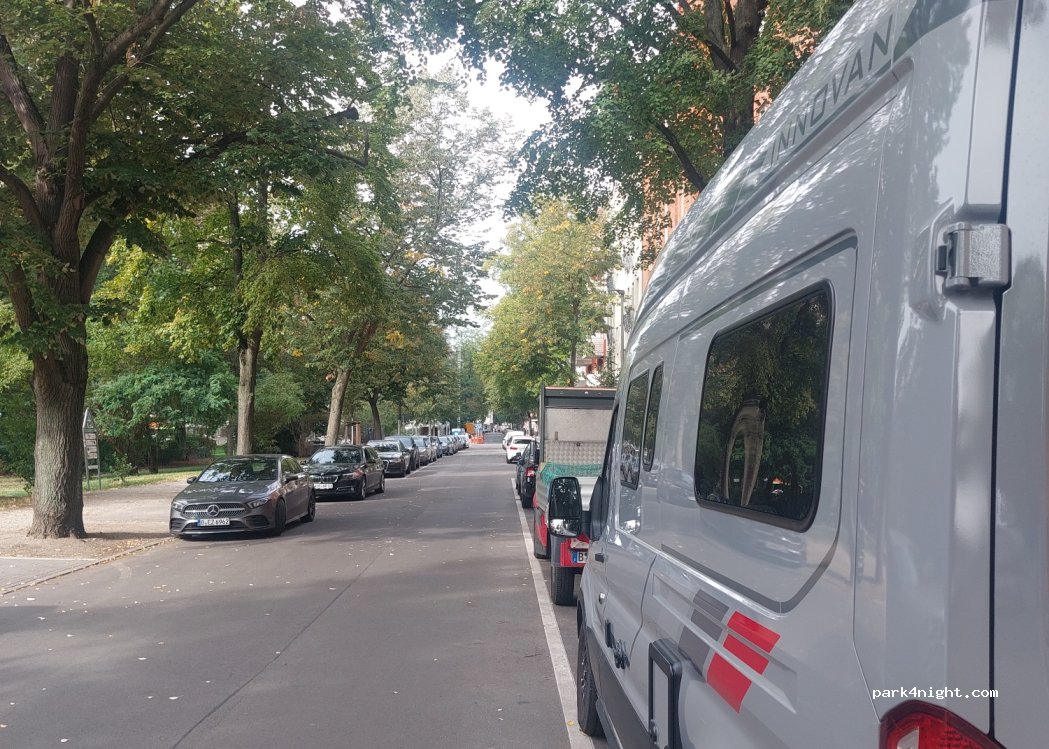 (12059) Berlin - 35 Stuttgarter Straße — foto 2