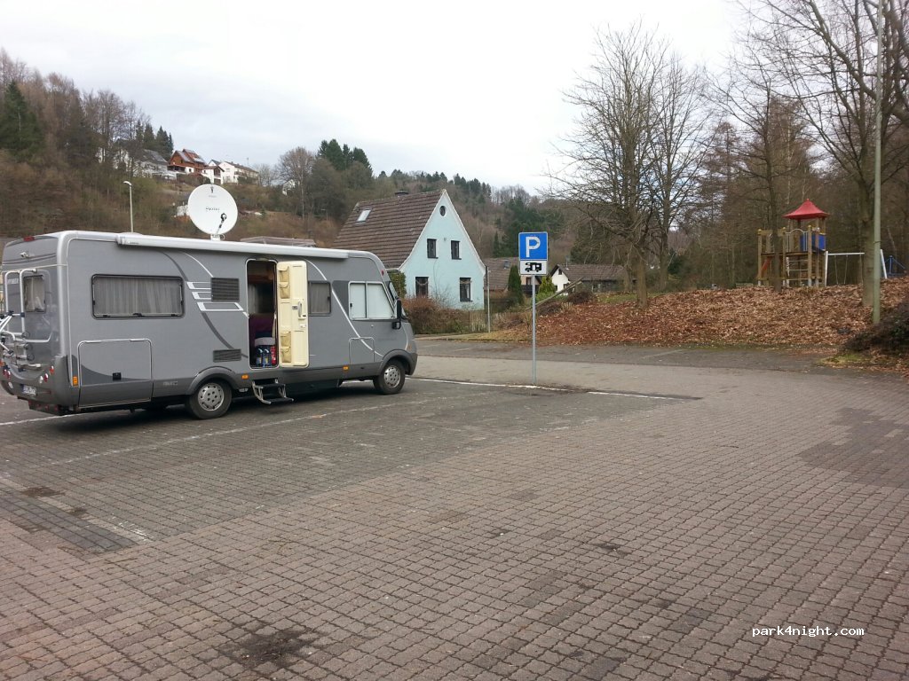 (51766) Engelskirchen - 7 Feckelsberger Weg — foto