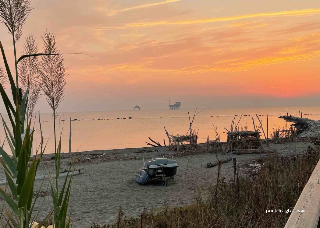 (48124) Lido di Dante - 2 Viale Matelda — foto