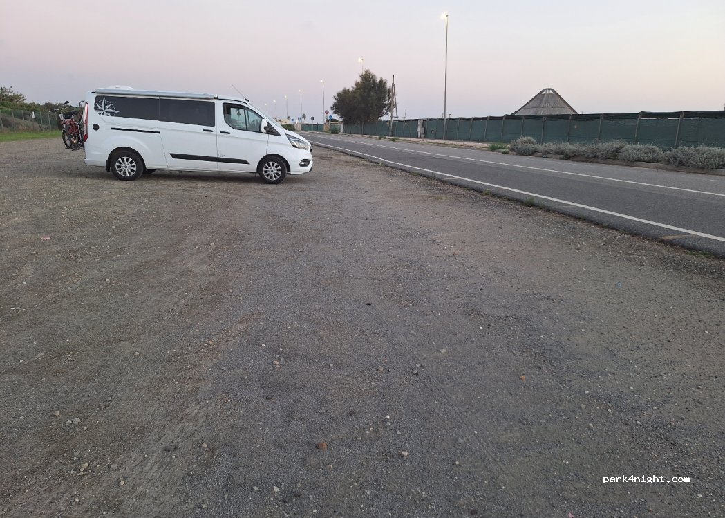 (00054) Fiumicino - Unnamed road — foto 2