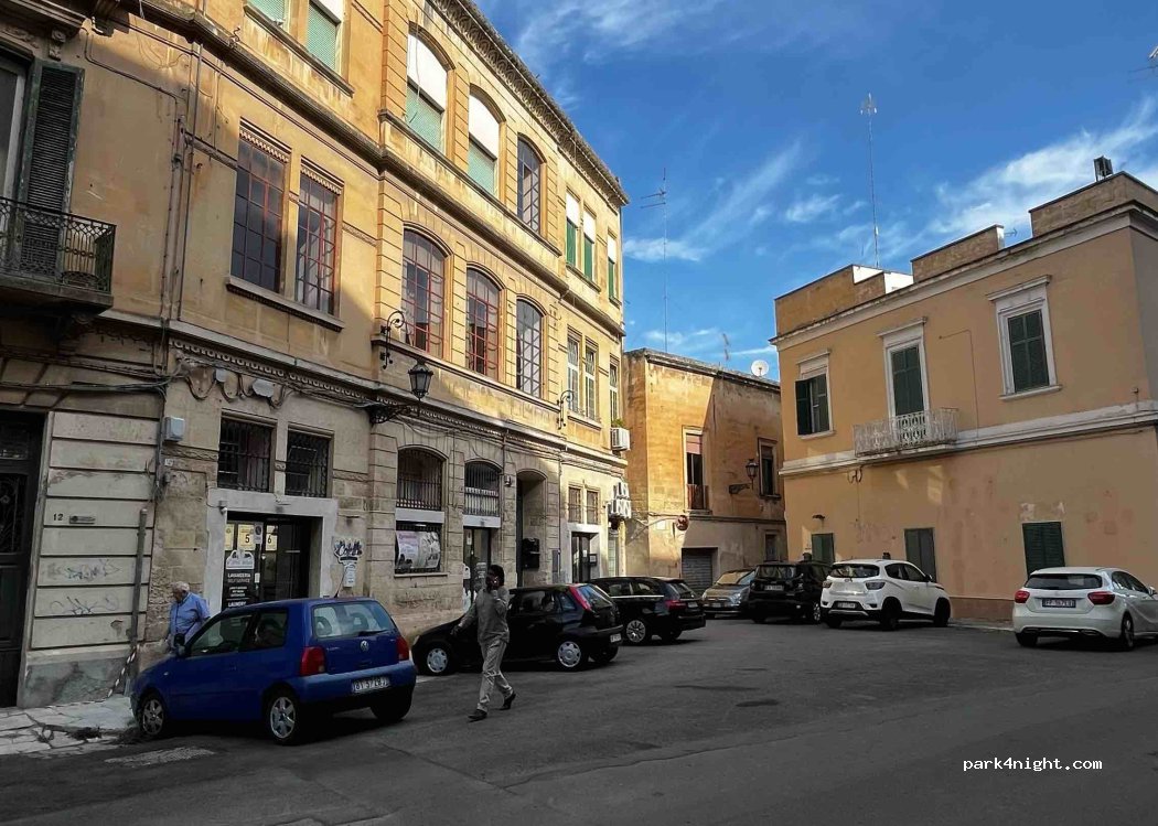 (73100) Lecce - 20 Via Mario Bernardini — foto 2