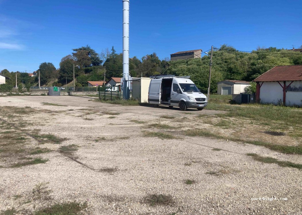 (47190) Aiguillon - 7049 Avenue de la Gare — foto 3