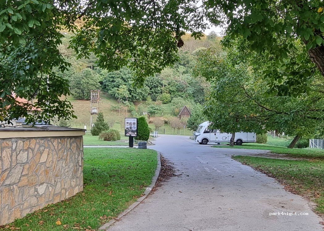 (22409) Jazak - Unnamed Road — foto
