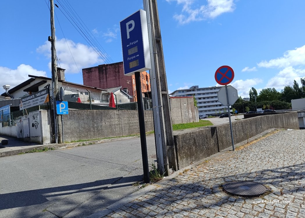 (4760) Vila Nova de Famalicão - 779 Rua Barão de Joane — foto 2