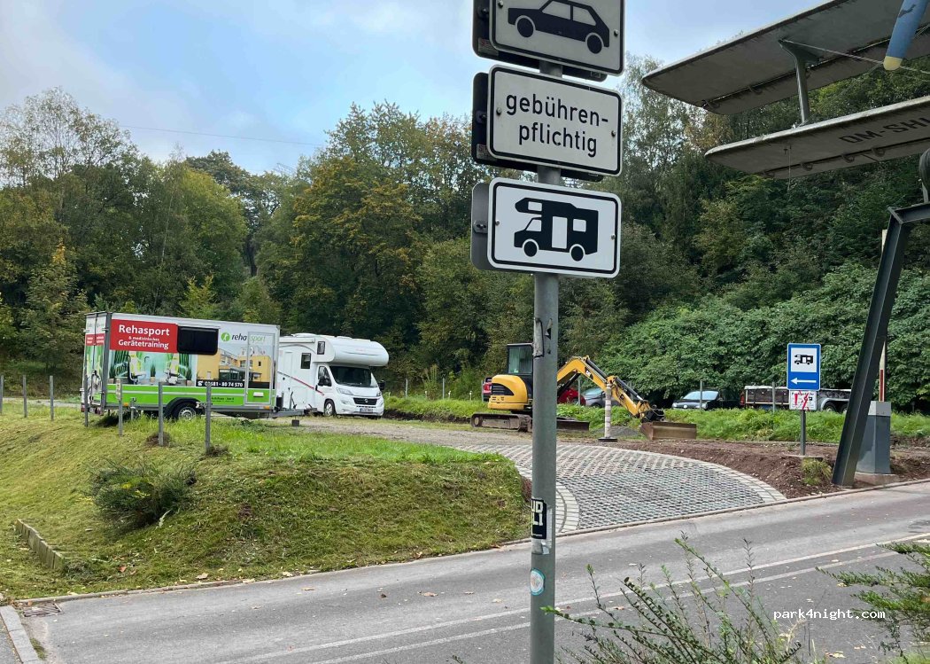 (98527) Suhl - 8 An der Kunst — foto
