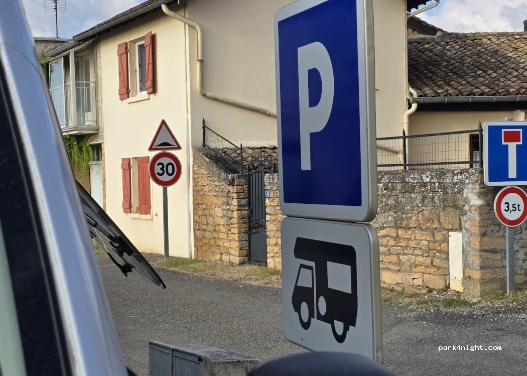 Aire de camping-car de Chaintré — foto 3