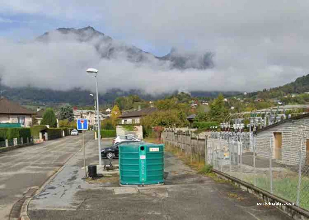 (73200) Albertville - 2 Rue Louis Dufour — foto