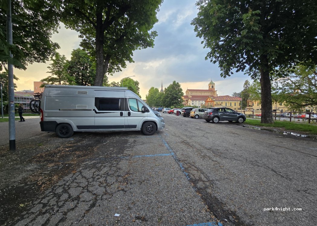 (28100) Novara - Largo Bellini — foto 4
