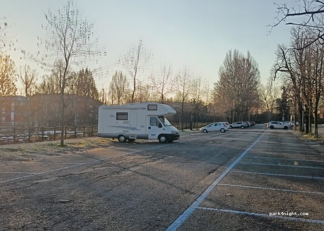 (28100) Novara - Largo Bellini — foto 5