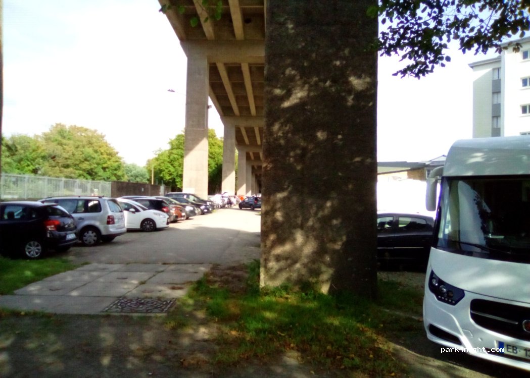 (29200) Brest - 4 Cité Suffren — foto 3