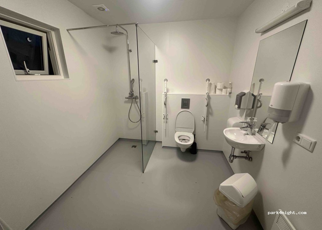 (755) Stöðvarfjörður - 4 Bólsvör — foto 2