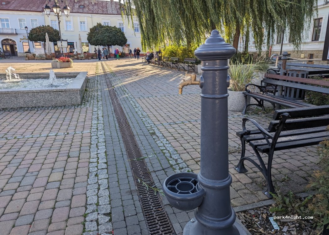 (38-500) Sanok - 4 Rynek — foto