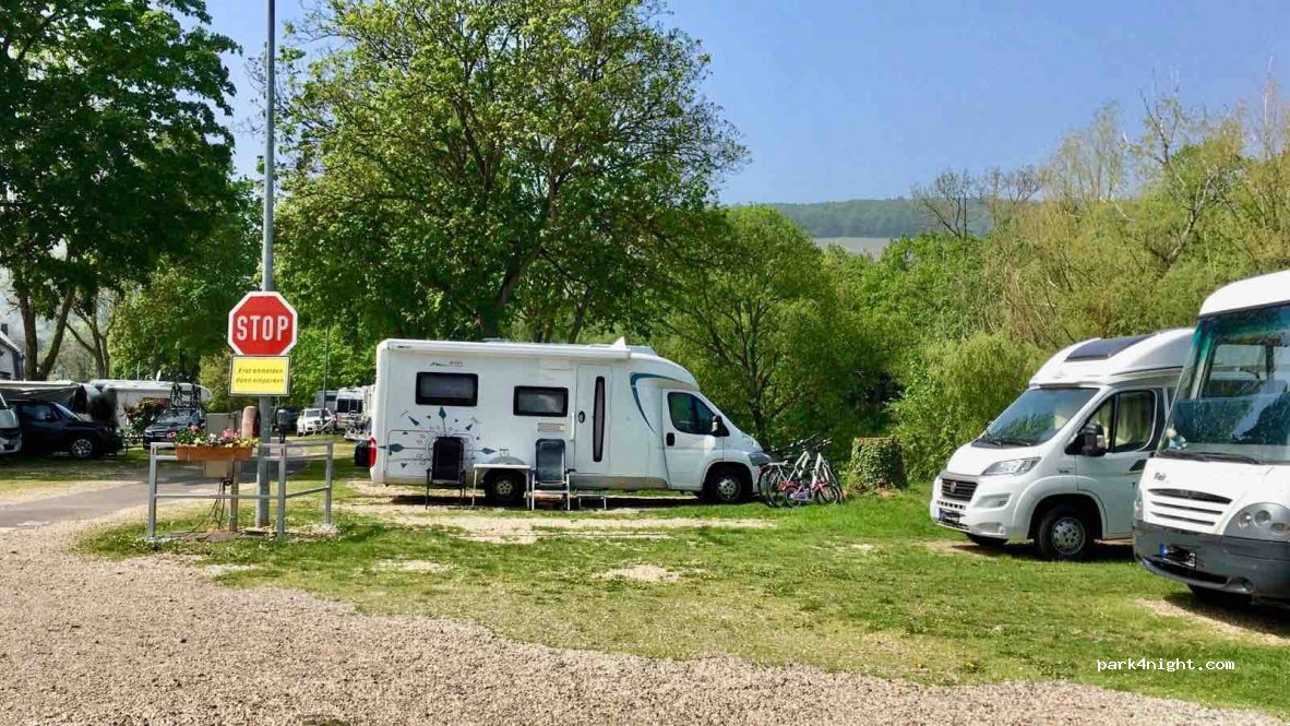 Camping and Reisemobilhafen — foto 3