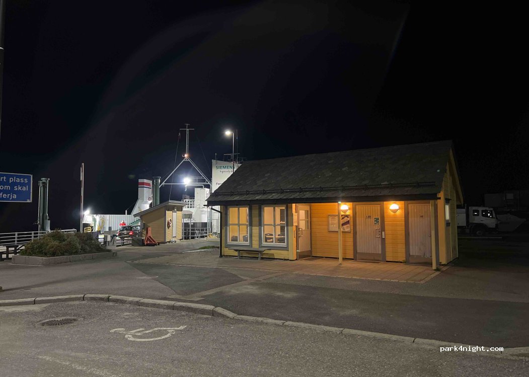 (5474) Løfallstrand - 69 Lyngstrandvegen — foto 2