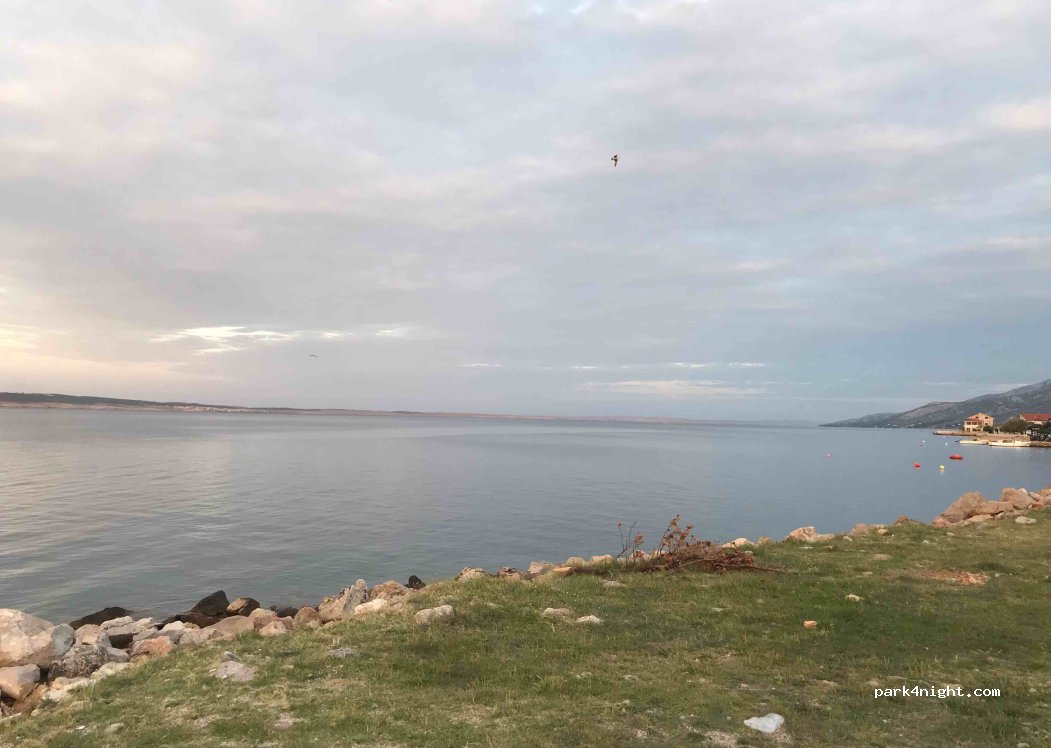 (23244) Starigrad - 247 Ulica doktor Franje Tuđmana — foto