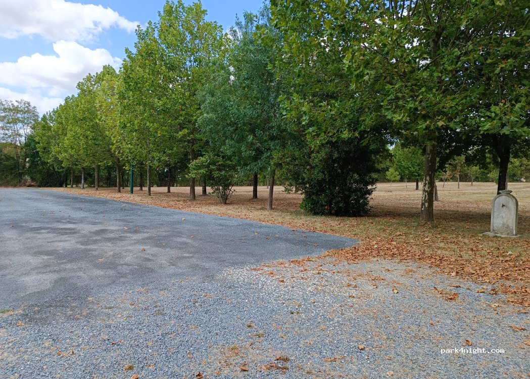 (17330) Coivert - 39 Rue de la Mairie — foto 3