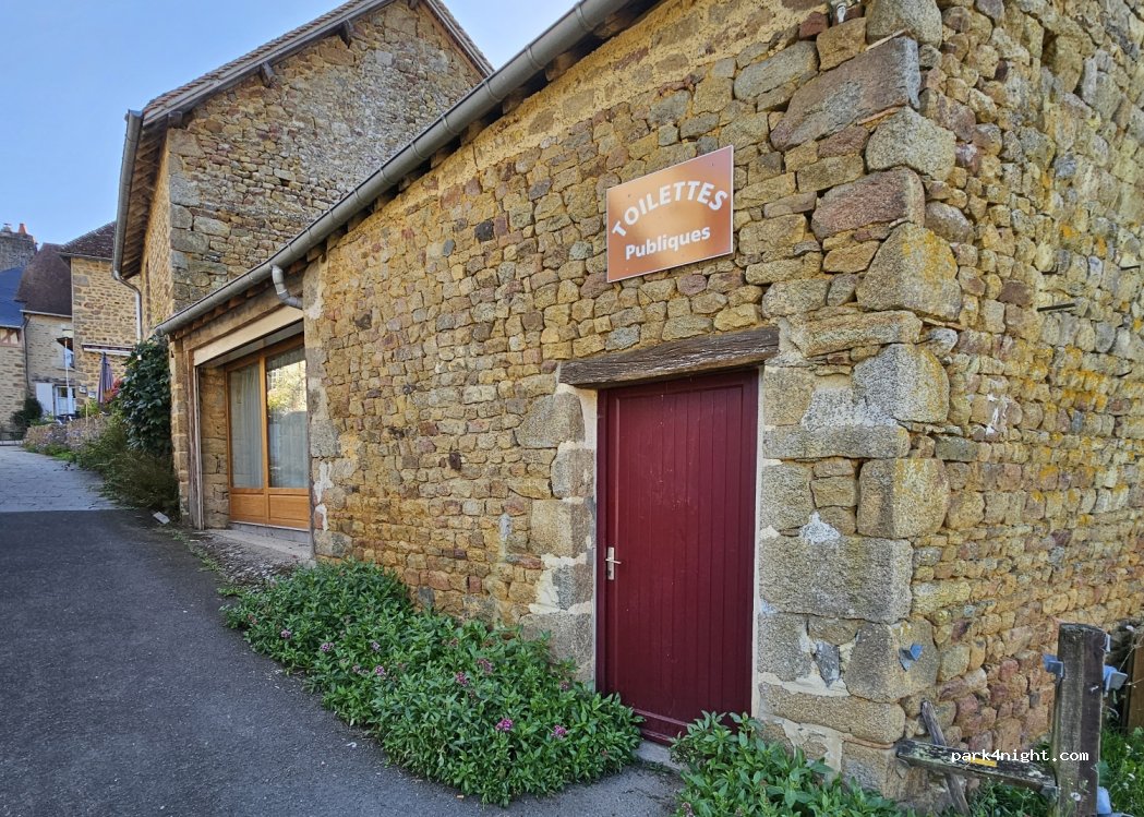 (61250) Saint-Céneri-le-Gérei - 4 Rue de Dessous — foto 2