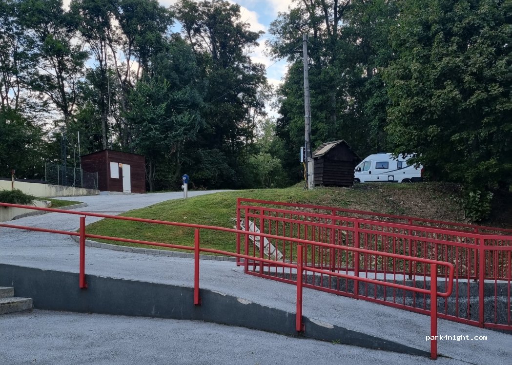 (10298) Zagreb - Unnamed Road — foto 2