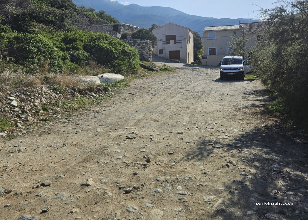 (20253) Farinole - 3570 Marina — foto 2