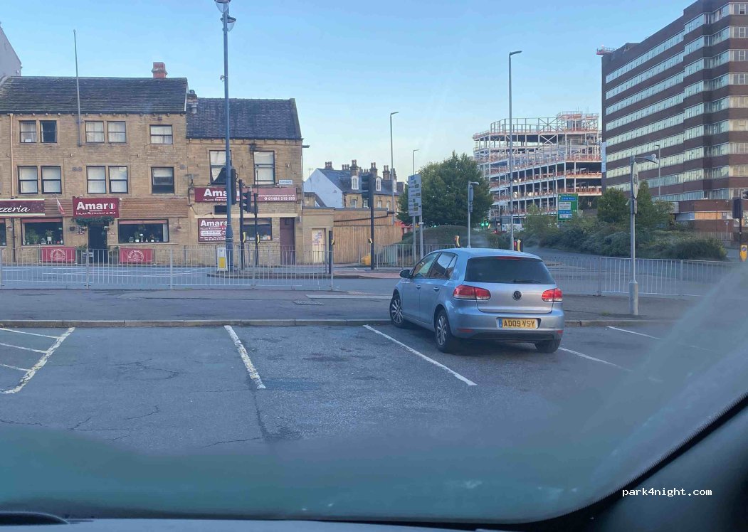 (HD1 6HQ) Huddersfield - 2 Oldgate — foto 2