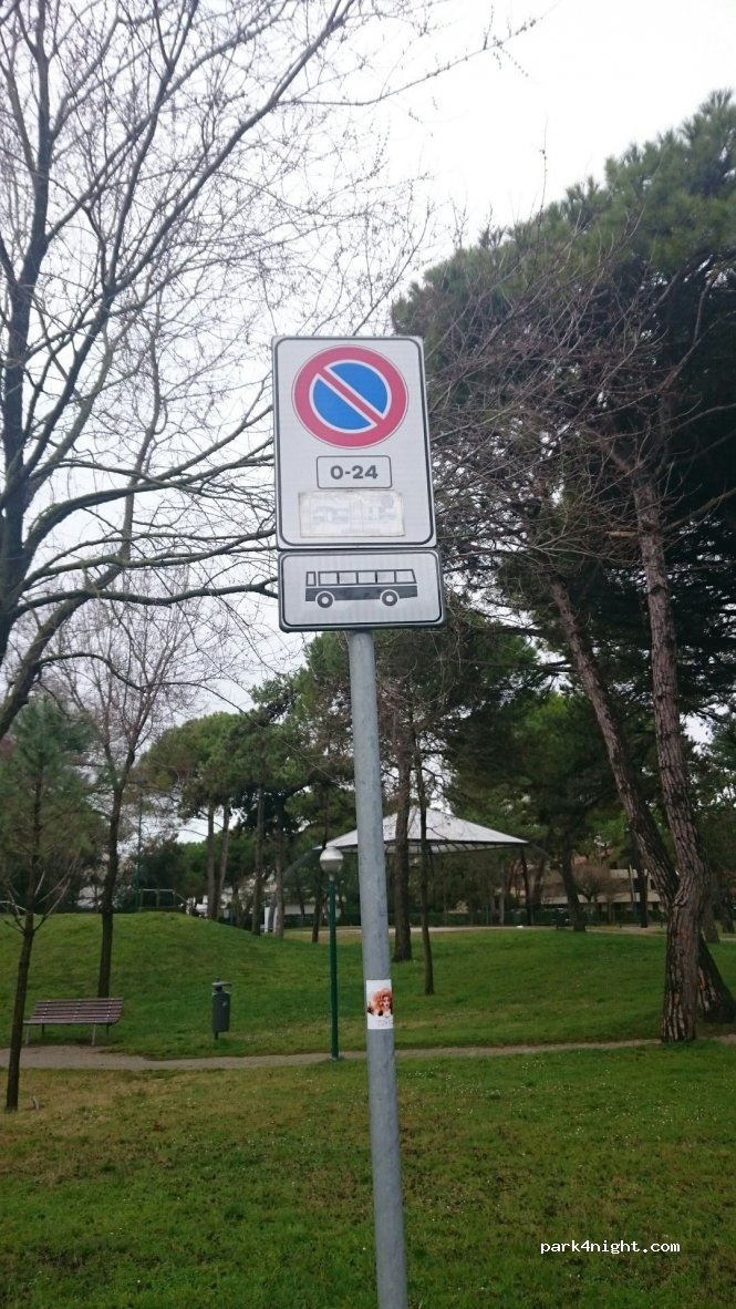 (33054) Lignano Sabbiadoro - 73 Via XXV Aprile — foto