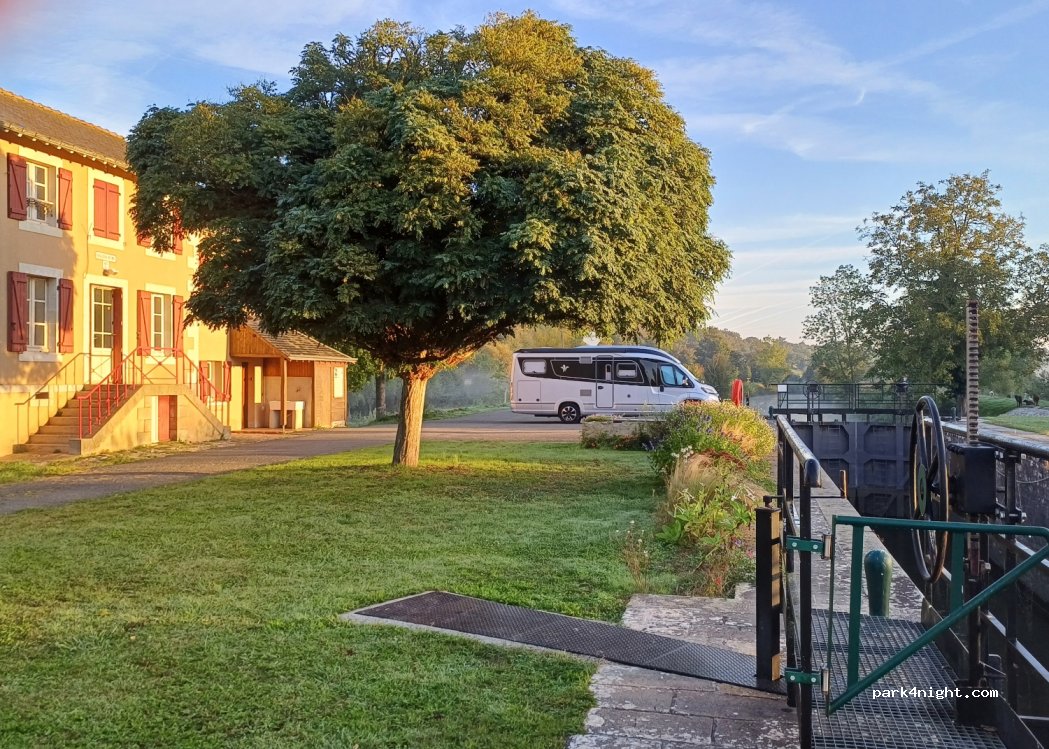 (72430) Avoise - 1 Lieu dit Écluse de Courtigne — foto
