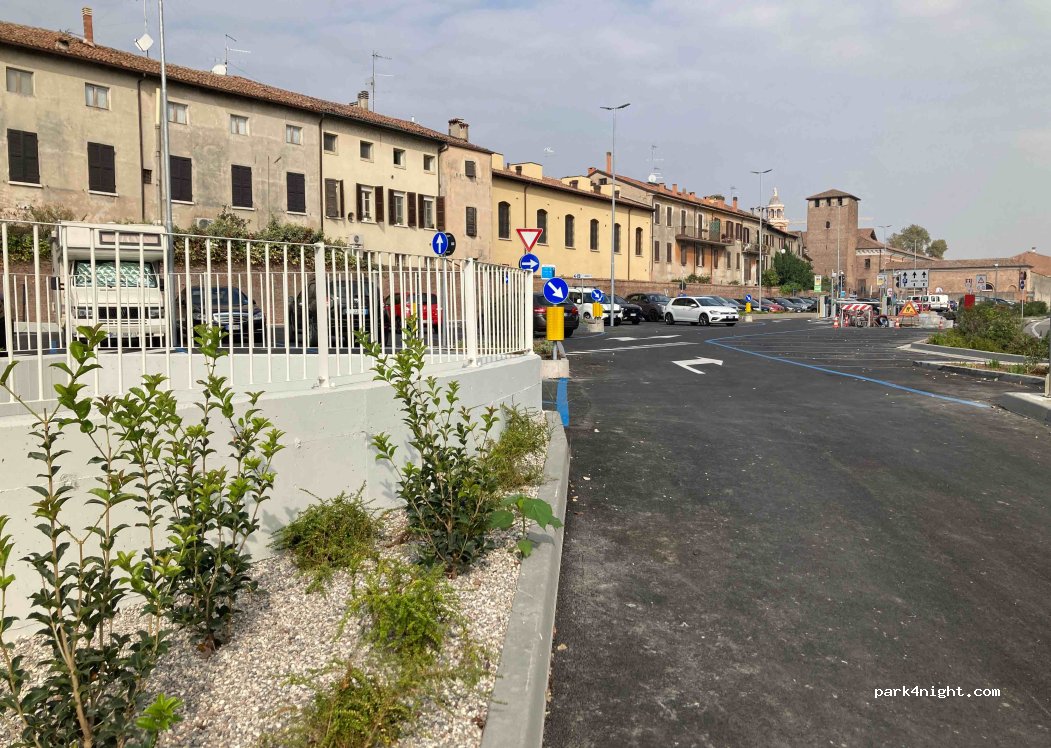 (46100) Mantova - 5 Vicolo Varrone — foto 4