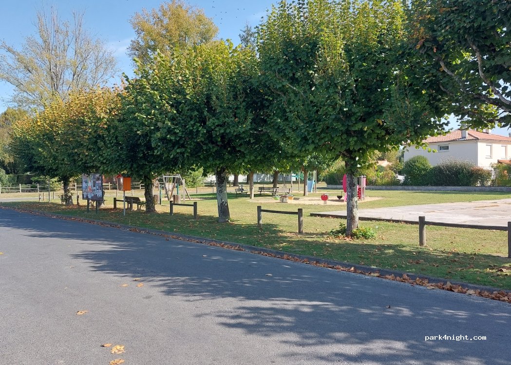 (24110) Saint-Léon-sur-l'Isle - 9 Rue Jean Moulin — foto 3