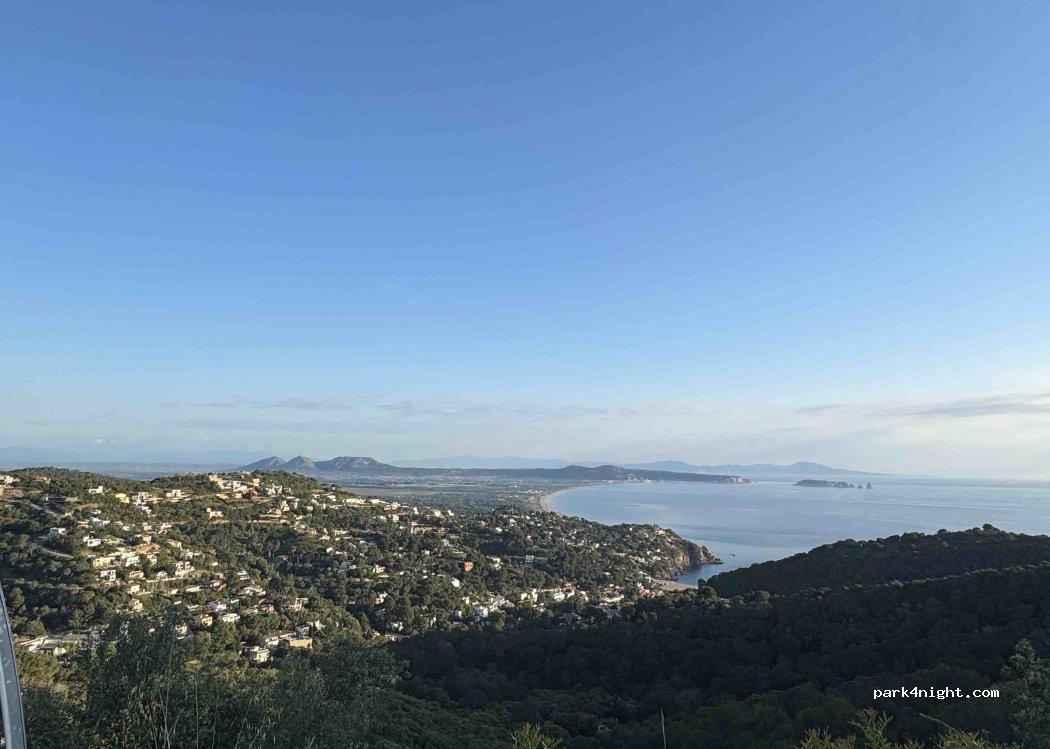 (17255) Begur - Passeig de Carmen Amaya — foto 4