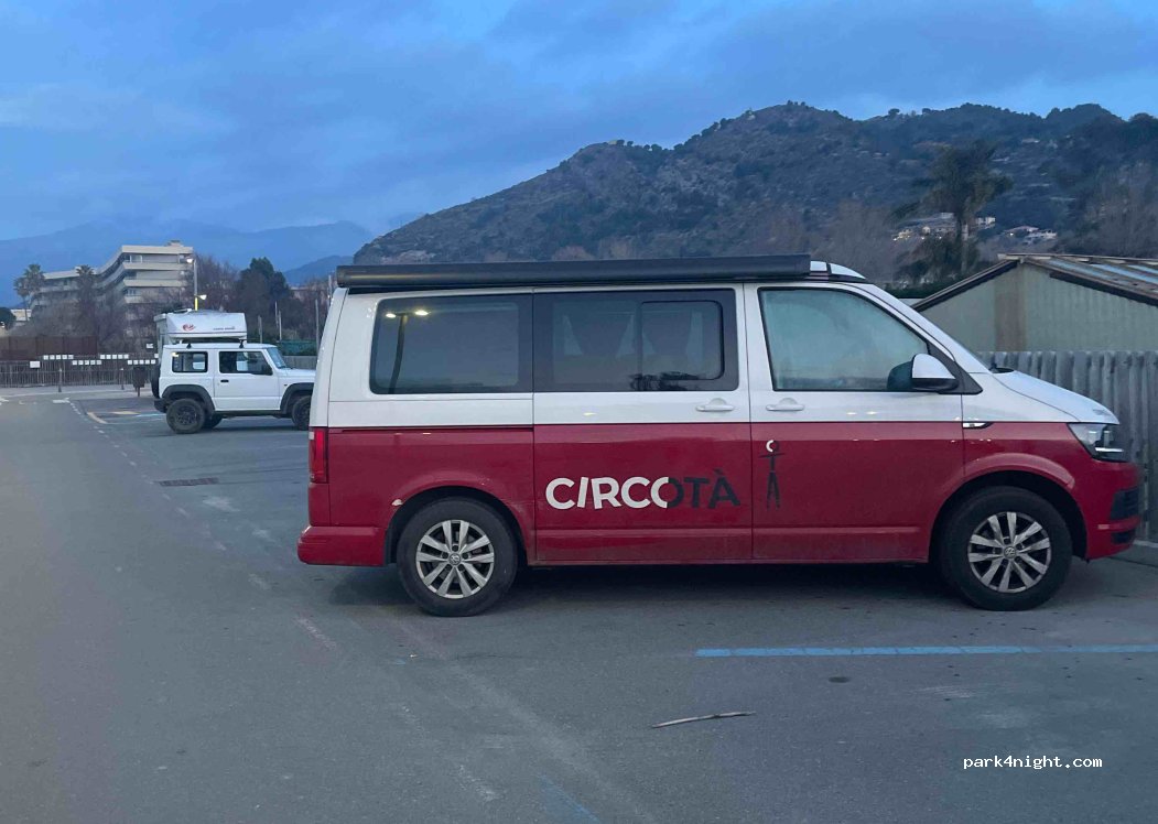 (18033) Camporosso - 45 Via Giosuè Carducci — foto