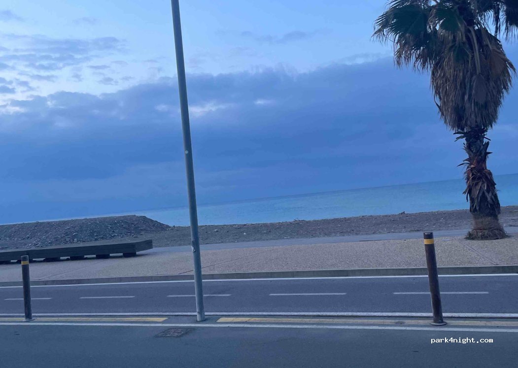 (18033) Camporosso - 45 Via Giosuè Carducci — foto 2