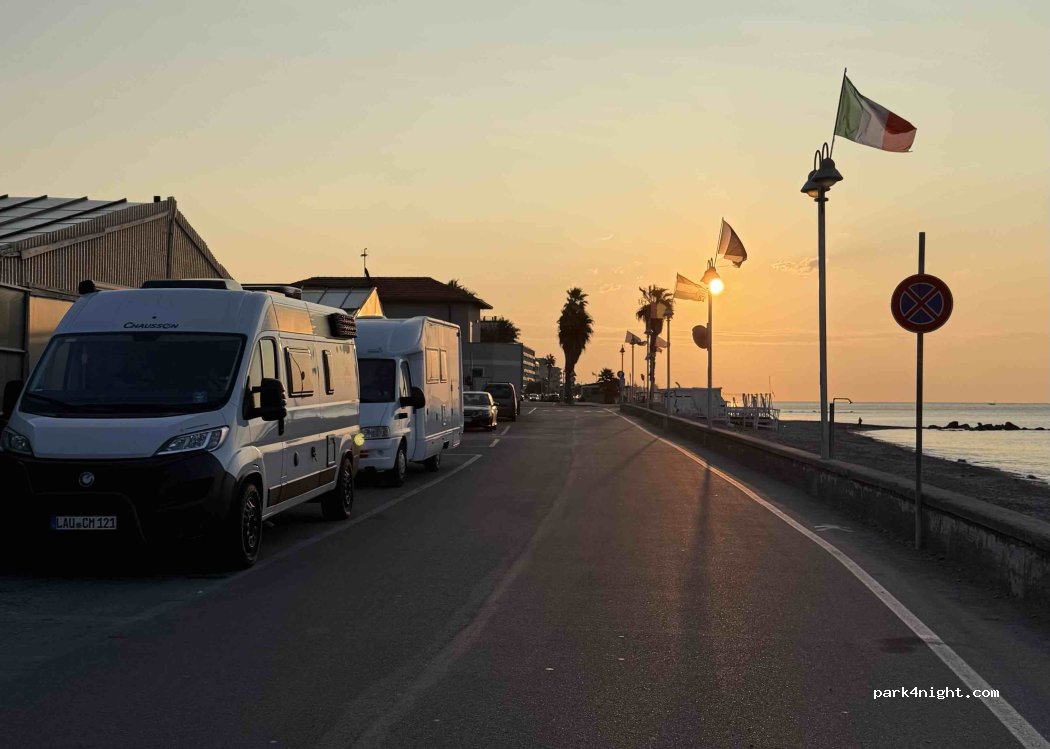 (18033) Camporosso - 45 Via Giosuè Carducci — foto 4