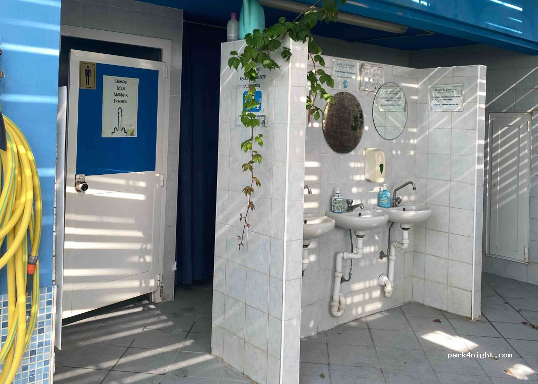 (18010) Santo Stefano al Mare - 9 Piazza Aurelio Saffi — foto