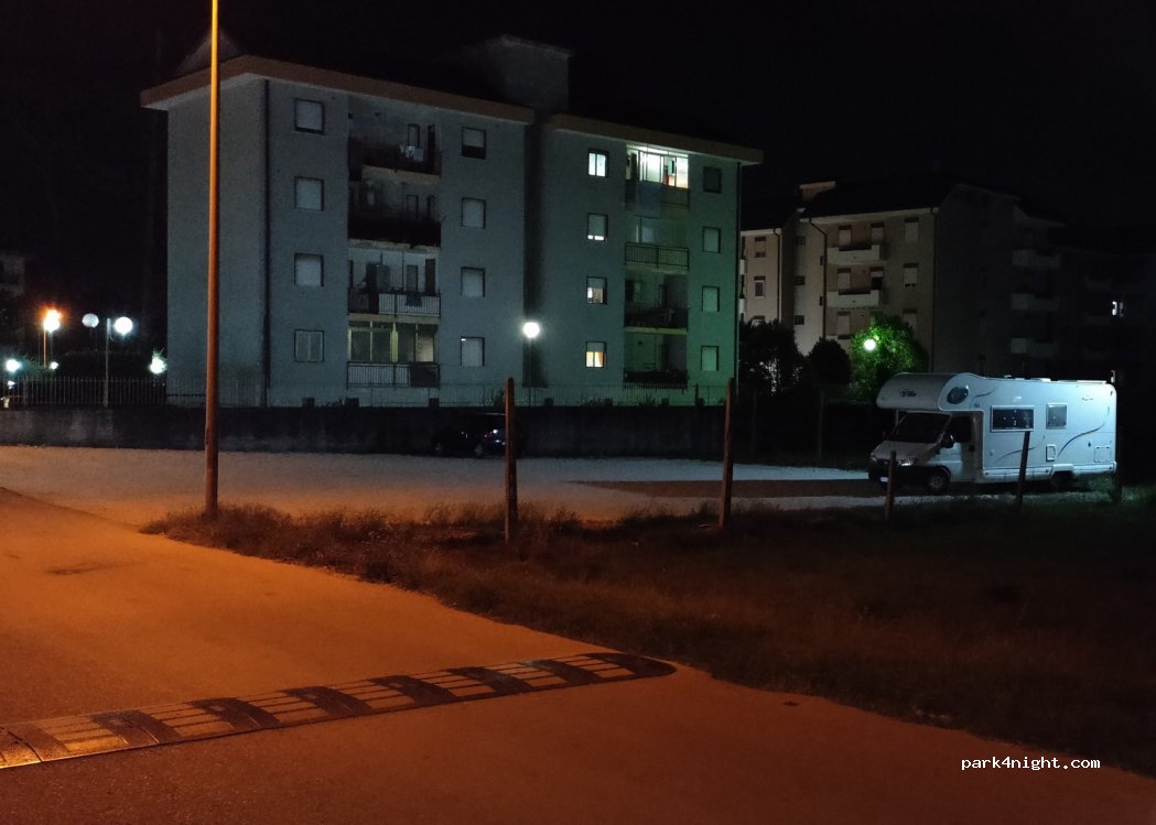 (81052) Pignataro Maggiore - 8 Via Calvi — foto 2