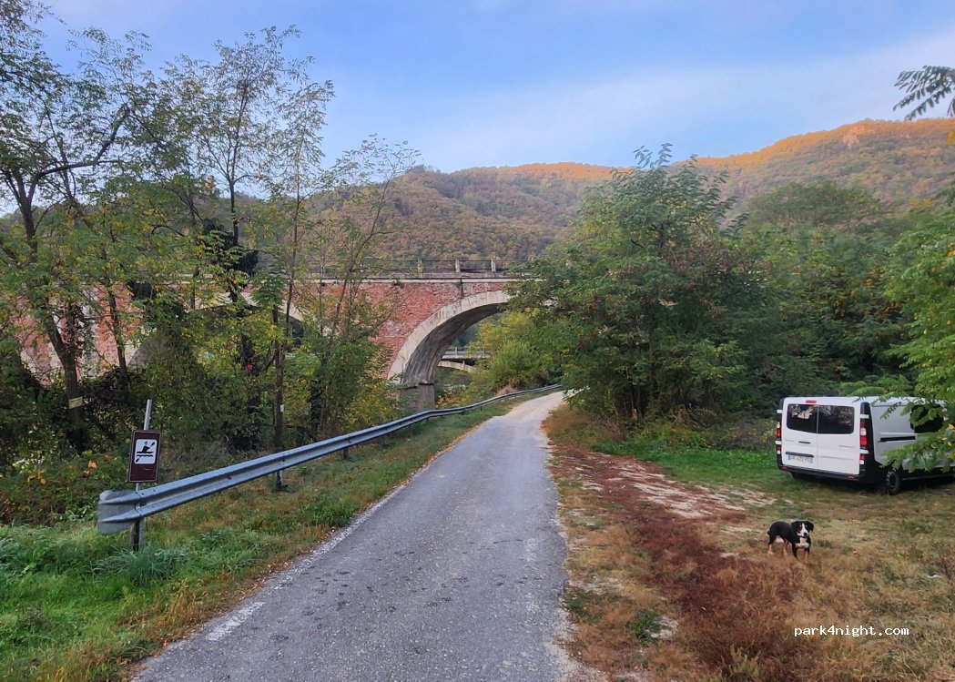 (12070) Nucetto - 15-1 Via delle Strette — foto