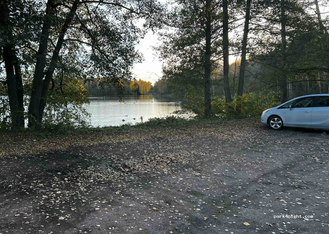 (734 40) Hallstahammar - — foto 2